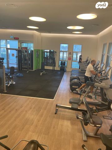 נתן יונתן 26