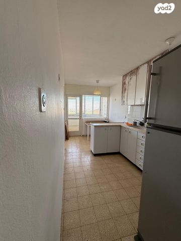 דירה, עין עבדת 11, מגדל המים, מצפה רמון