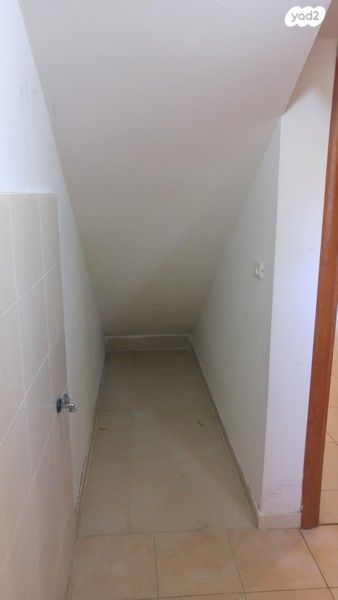 יחידת דיור, החיטה 2, גני צבי, הוד השרון