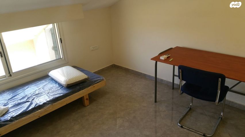 נתן קומוי 10