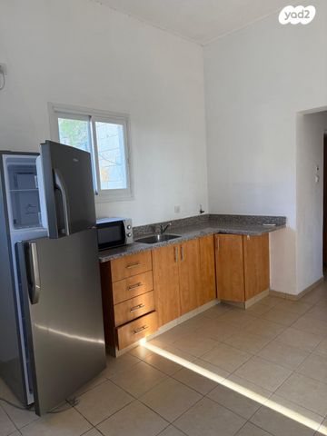 דירה, רש"י 1, אחוזת כנרת, טבריה