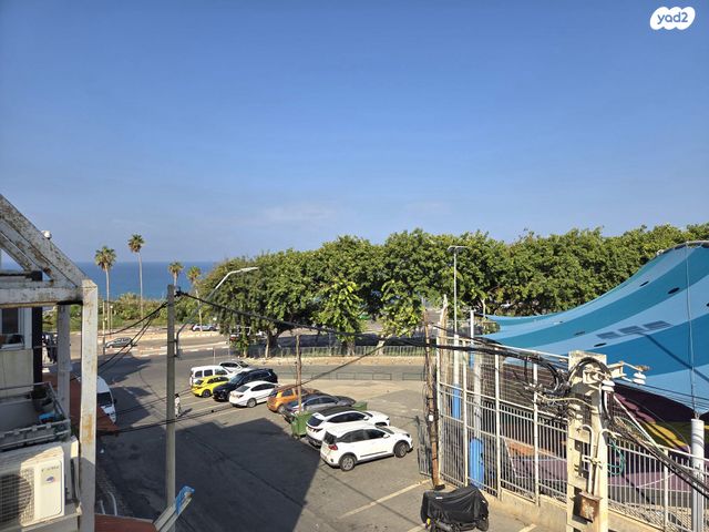 גג/ פנטהאוז, דונולו הרופא 8, עג'מי, גבעת העליה, תל אביב יפו