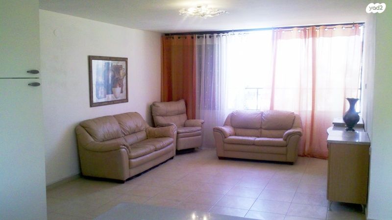 דירה, אבא אחימאיר 16, גבעת הזיתים, פסגת לוד, לוד