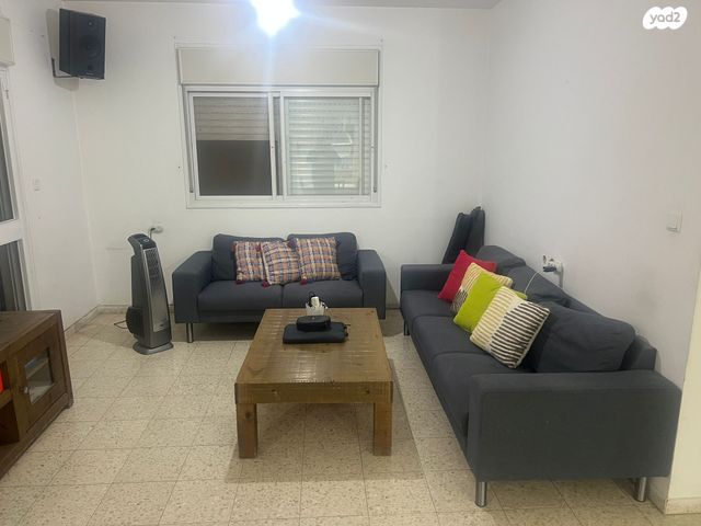 דירה, הלל יפה 28, מרכז העיר, חדרה