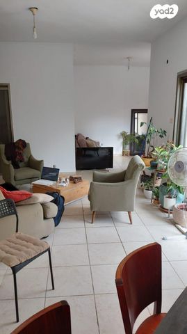 בית פרטי/ קוטג', נעמן 157, ישרש, ישרש