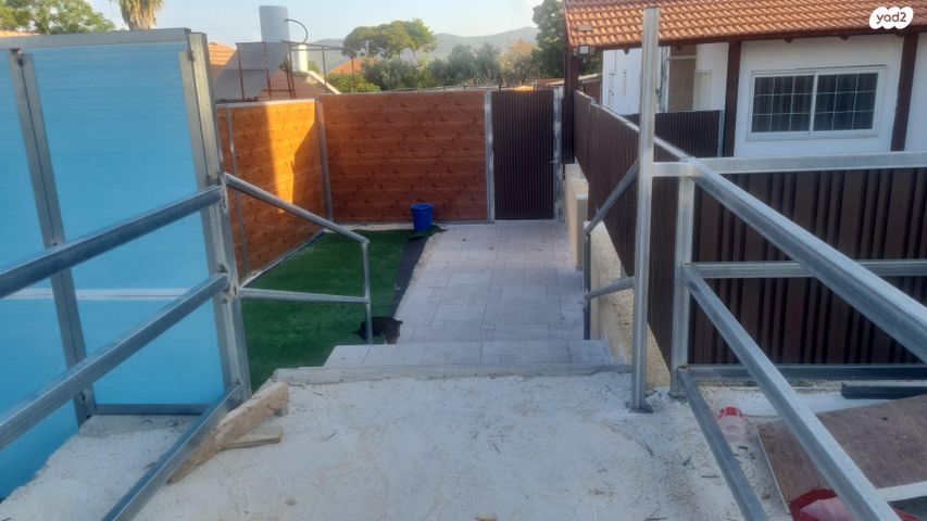 דו משפחתי, החיטה 4, עבדון, עבדון