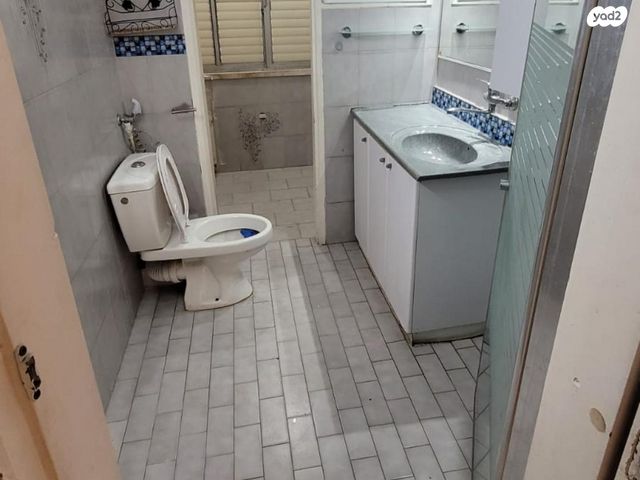 דירה, שדרות הנשיא וייצמן 17, רח' הנשיא צפון, חדרה