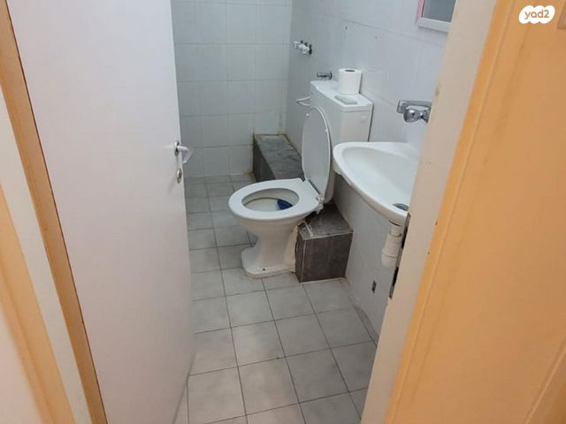 דירה, שדרות הנשיא וייצמן 17, רח' הנשיא צפון, חדרה