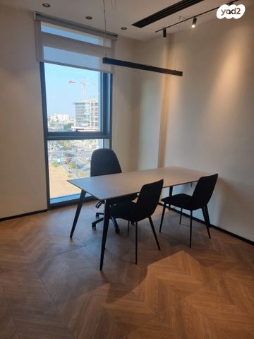 משרדים, שדרות טום לנטוס 6, קרית השרון, נתניה