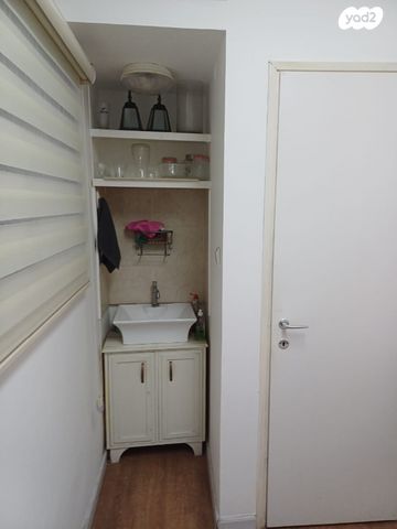 משרדים, שדרות גושן 46, מוצקין הותיקה, קרית מוצקין