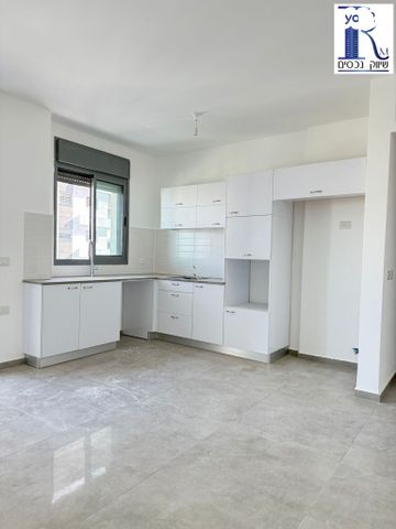 דירה, יעקב פיכמן, קרית אילון, חולון