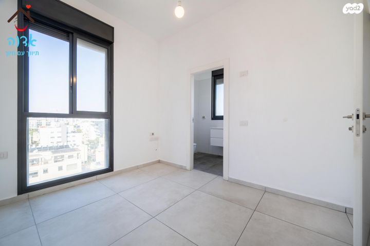 דירה, עלומים, אזור הבילויים, רמת גן