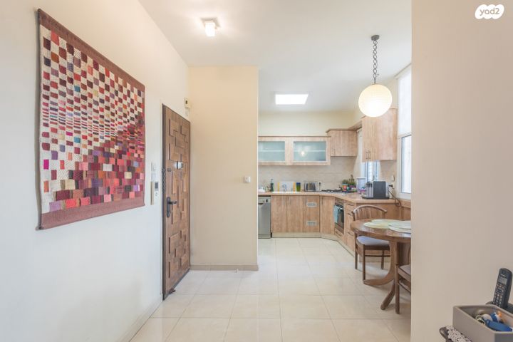 דירה, חברה חדשה, הצפון החדש - כיכר המדינה, תל אביב יפו