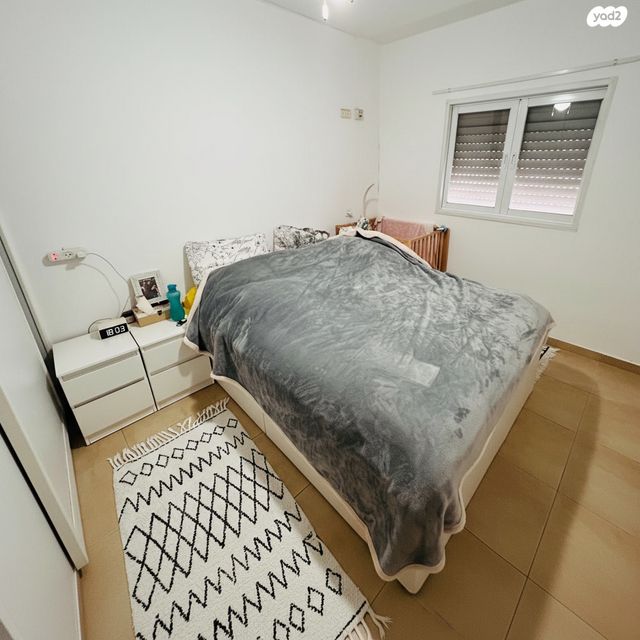 דירה, פינס, גדרה