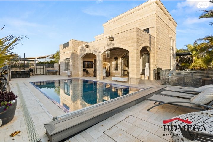 בית פרטי/ קוטג', מיתר / כרמית