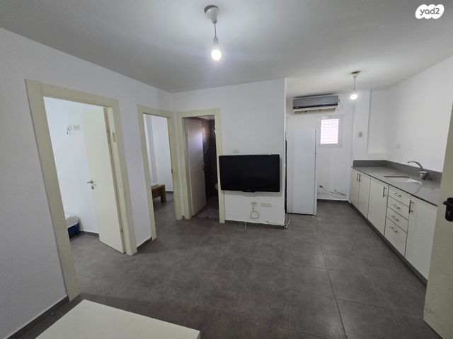 דירה, יצחק רגר, שכונה ד', באר שבע