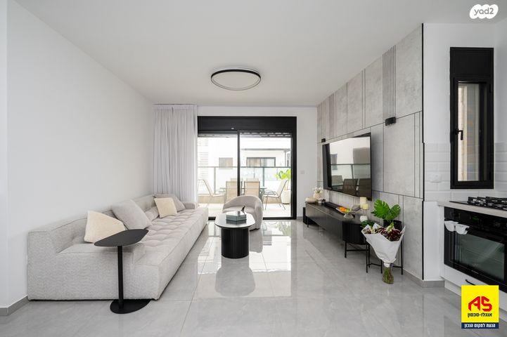 דירה, מרכז פרדס חנה, פרדס חנה כרכור