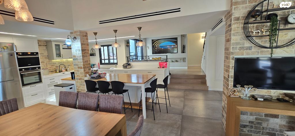 דו משפחתי, רעות, מודיעין מכבים רעות