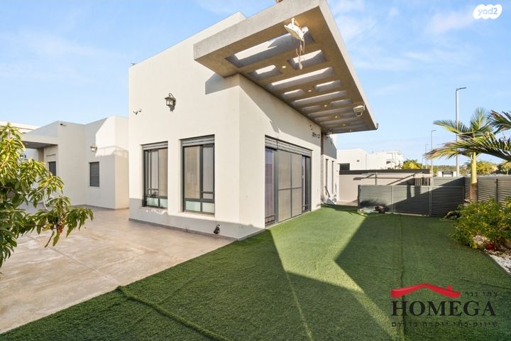 בית פרטי/ קוטג', מיתר / כרמית