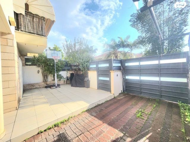 דו משפחתי, הבר 20, גן יבנה מערב, גן יבנה