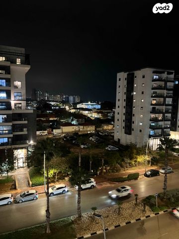 דירה, שדרות מנחם בגין, גבעת אולגה, חדרה