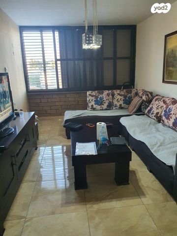 הרב עוזיאל 8