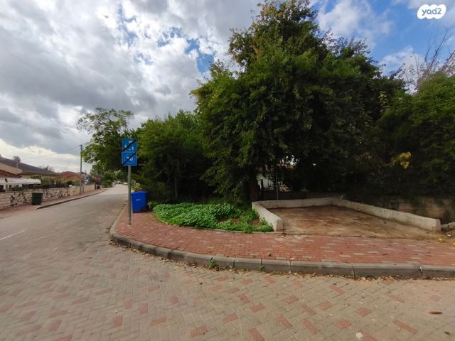 בית פרטי/ קוטג', פרדס חנה כרכור