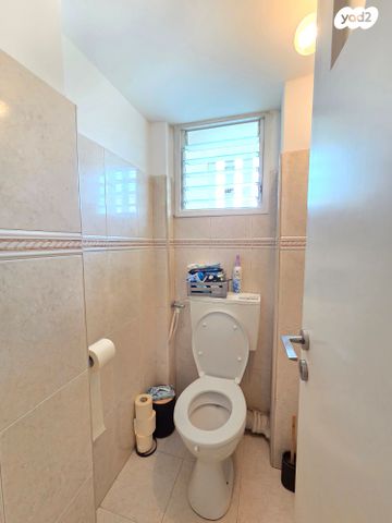 דירה, השופט ברנדייס, שיפר, פתח תקווה