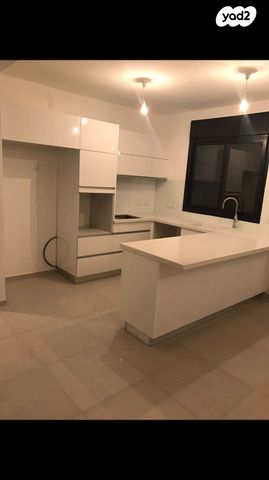 דירה, יונתן רטוש 1, פסגות אפק, ראש העין