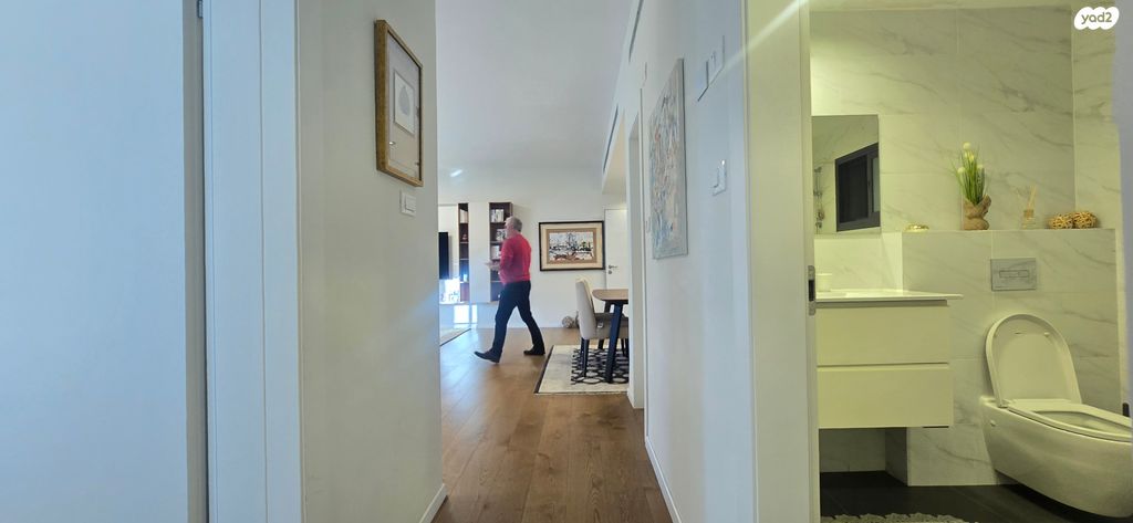 דירה, גדעון, הדר, רמת השרון