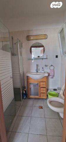 דירה, שדרות ש"י עגנון, גבעת הורדים, רסקו, ירושלים