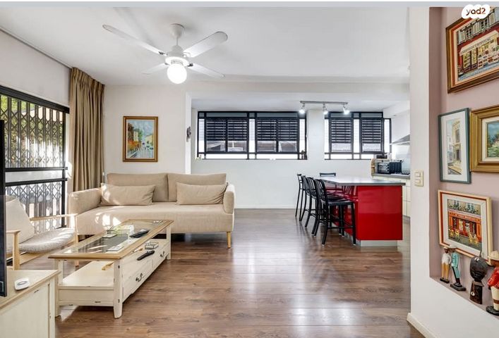 דירת גן, אבשלום 5, נאות יהודית ונווה ארזים, חולון