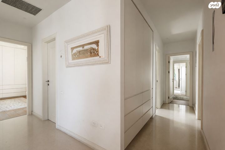 גג/ פנטהאוז, הגוש הגדול, רמת אביב החדשה, נופי ים, תל אביב יפו