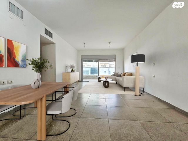 דירה, מאשה ודב סקיבין, כפר סבא הירוקה, כפר סבא