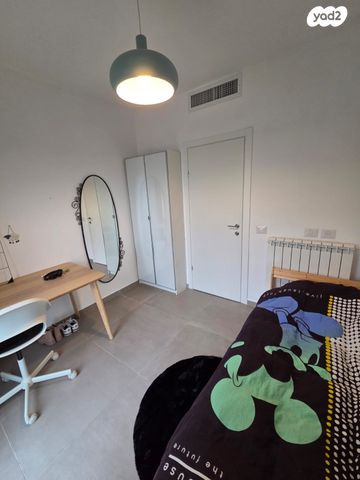 דירה, שדרות רמות, רמות, ירושלים