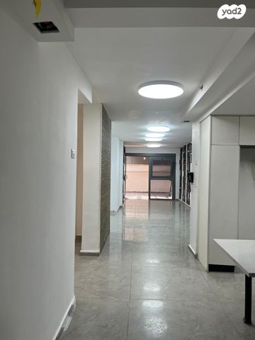 דירת גן, נתן אלבז, רובע ו', אשדוד