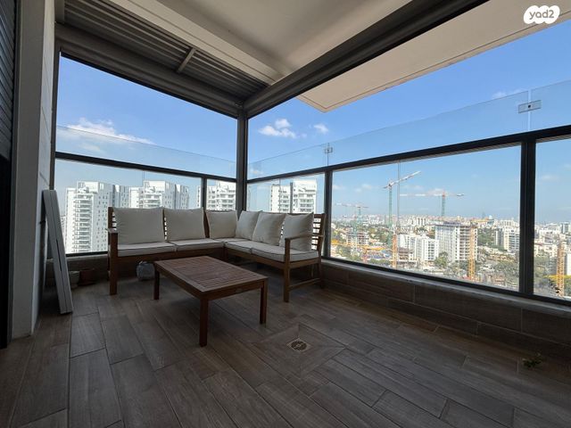 דירה, ישעיהו, שיכון רסקו, קרית אונו