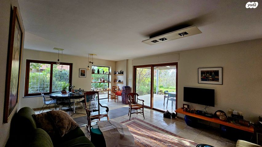 בית פרטי/ קוטג', הר רמון, מכבים, מודיעין מכבים רעות