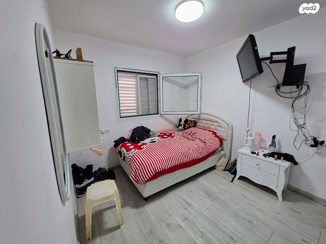 דירת גן, נאות כרמל, טירת כרמל