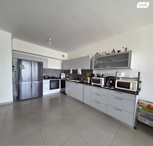 דירה, יוסף הגלילי 22, שכונת בן גוריון, מרכז העיר ג', רמת גן