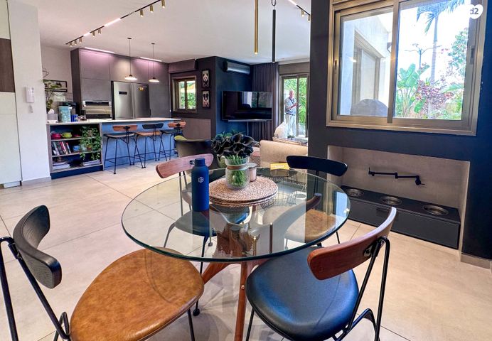 דירת גן, רעננה