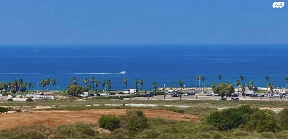 הגוש הגדול, רמת אביב החדשה, נופי ים