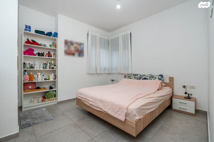 דירה, איסר הראל, נווה אור, אור עקיבא