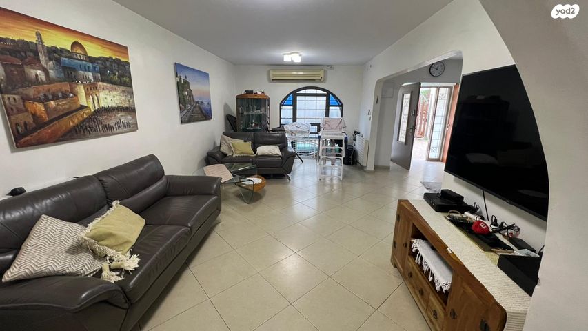 בית פרטי/ קוטג', עליית הנוער, רמות, ירושלים