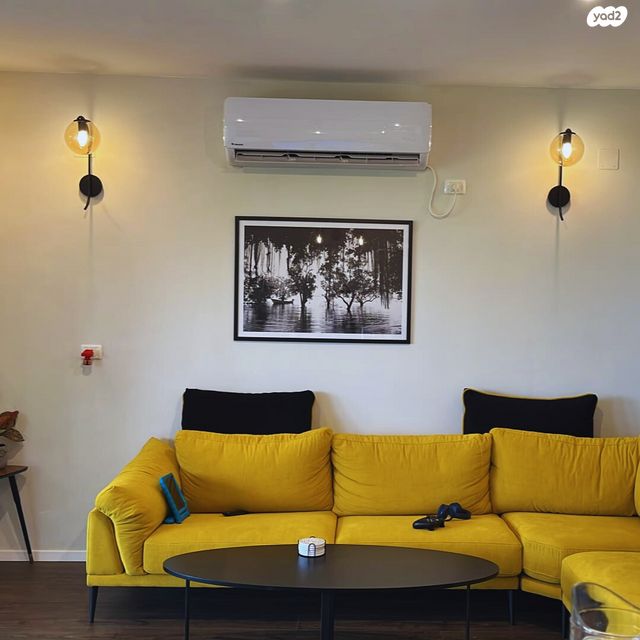 דירת גן, מעלות הבוצרים, מרכז הכרמל, חיפה