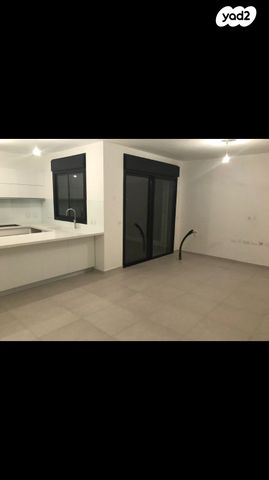 דירה, יונתן רטוש 1, פסגות אפק, ראש העין