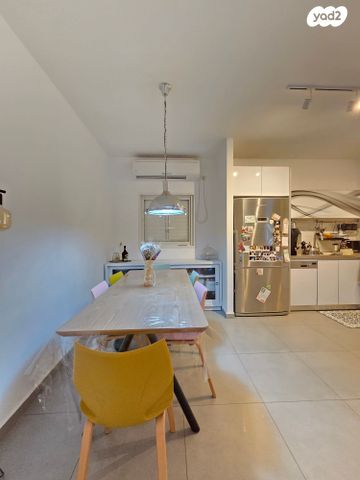 דירה, השופט ברנדייס, שיפר, פתח תקווה