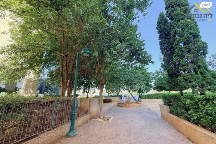 דירה, יצחק בן צבי 10, מתחם 200, הוד השרון