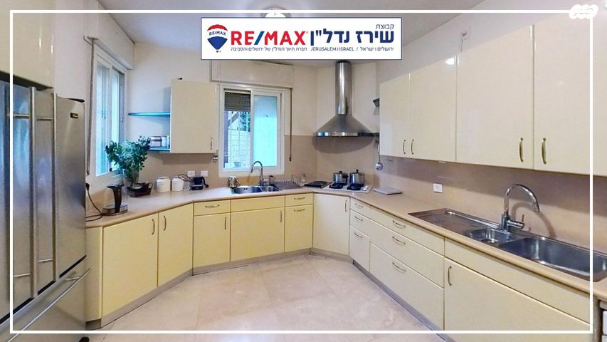 בית פרטי/ קוטג', הרב ש. שאולזון 65, הר נוף, ירושלים