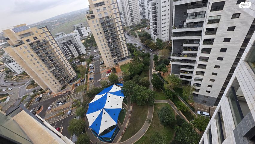 דירה, יונתן רטוש 1, פסגות אפק, ראש העין